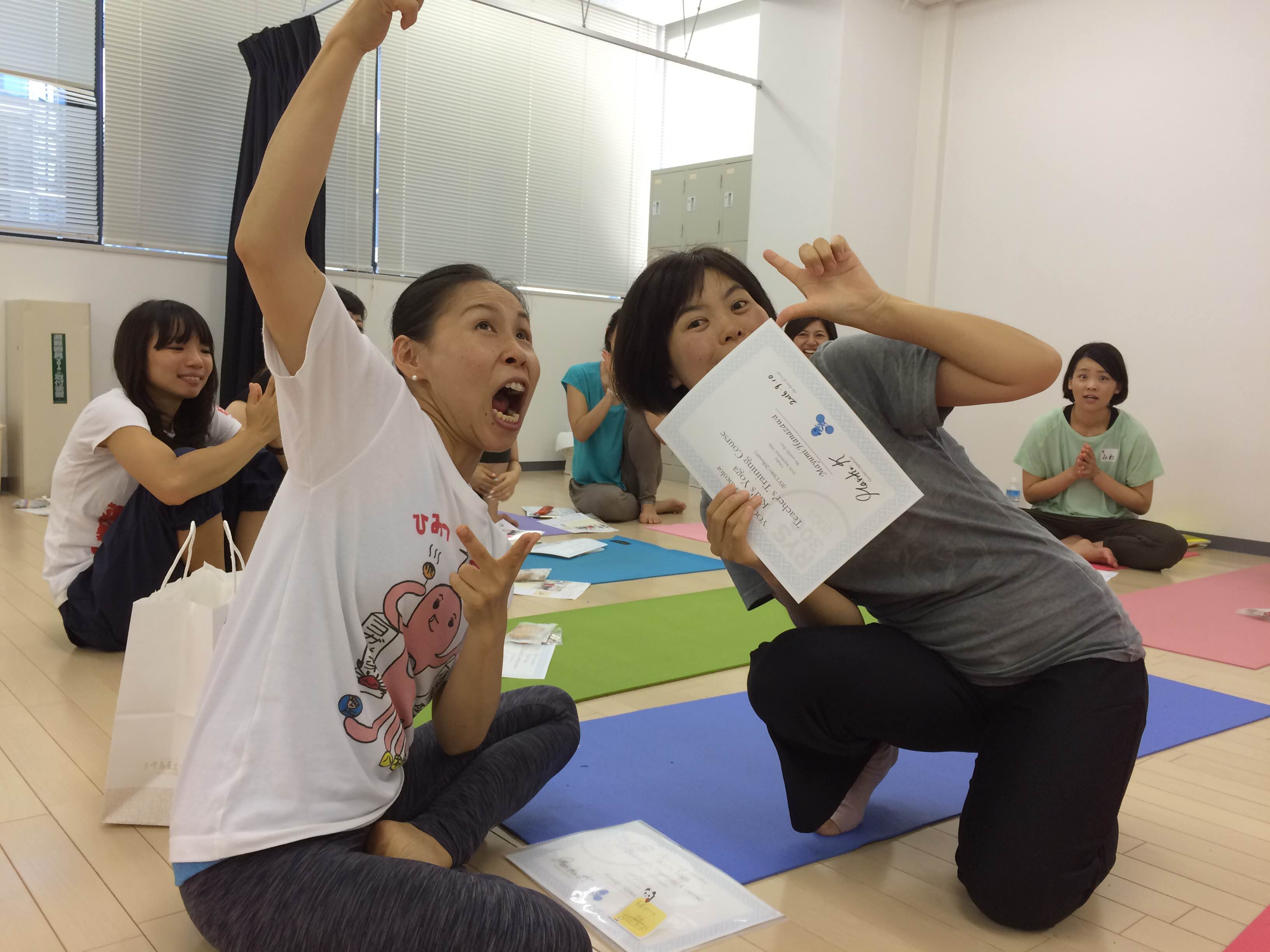 表情を豊かに、そして聞き上手になれるよう意識し始めています。